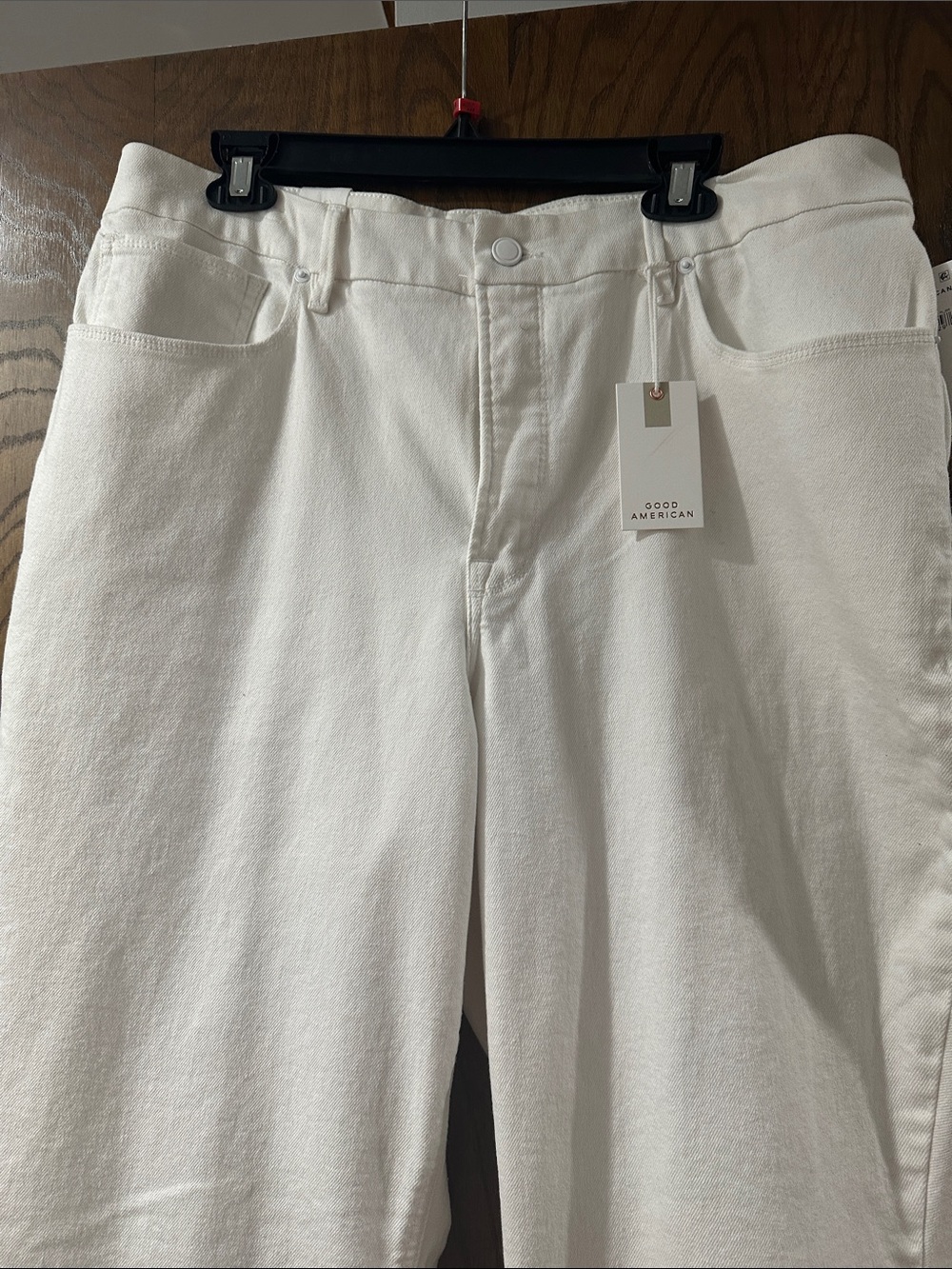 Good American Women’s White Straight Jeans - Classic Five-Pocket Style